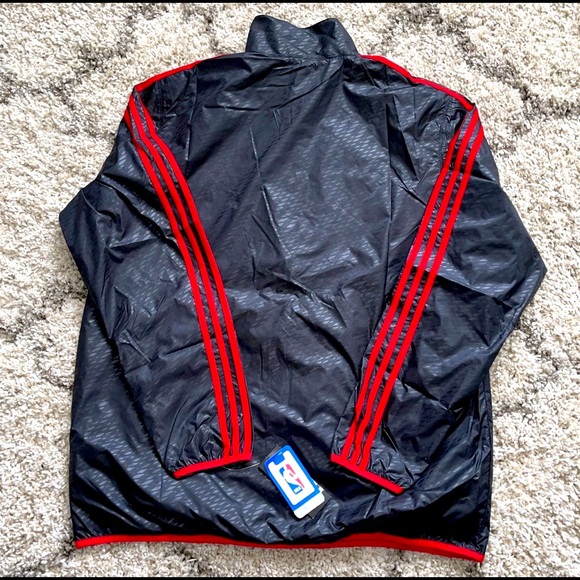 Adidas 3-Stripe Chicago Bulls Windbreaker Jacket - Picture 2 of 10